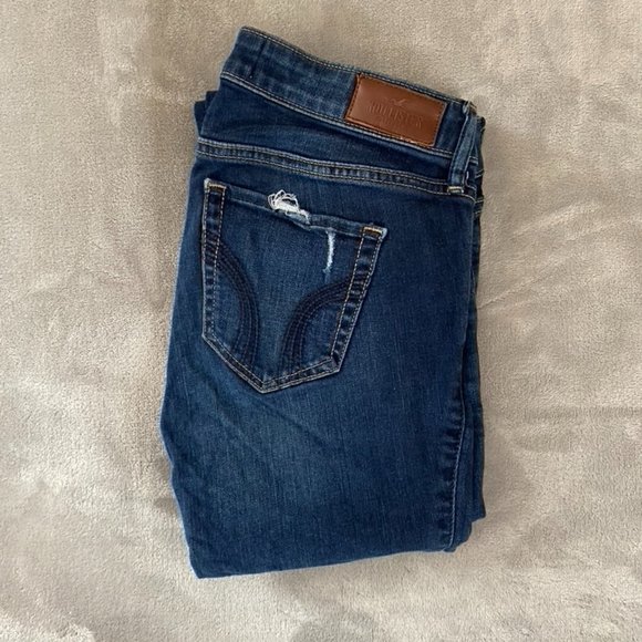 Hollister Jeans - Picture 1 of 6